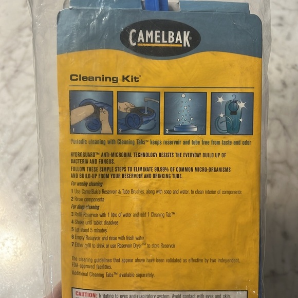 Camelback Cleaning Kit NWT - Picture 4 of 4